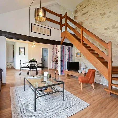 Maison Au Pave Du Roy - Proche Fontainebleau Holiday home